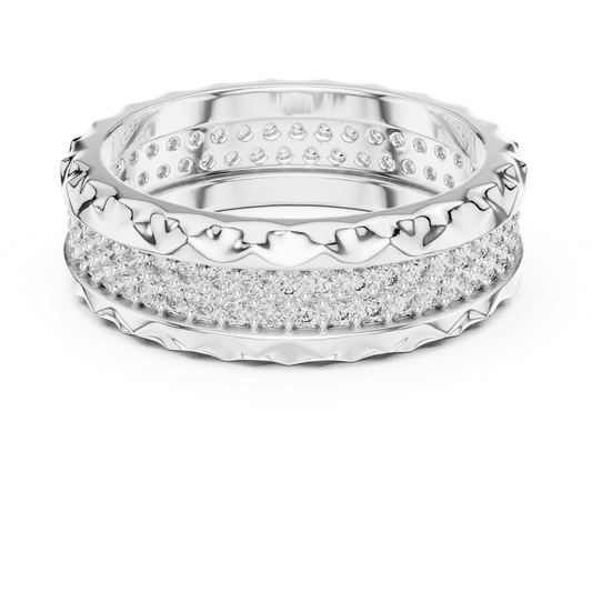 Diamond Eternity Hammered Texture Band | Luxury Gold Style