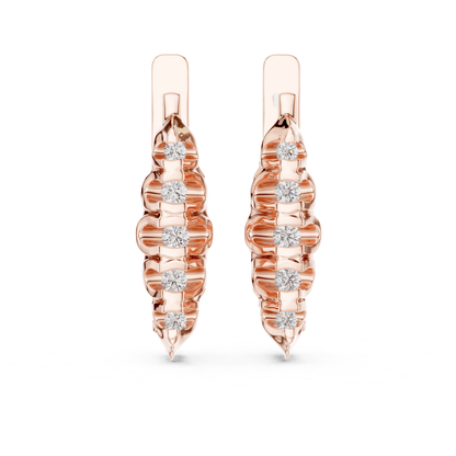 Ribbed Diamond Hoop Earrings with Round Brilliance | Modern Gold Elegance