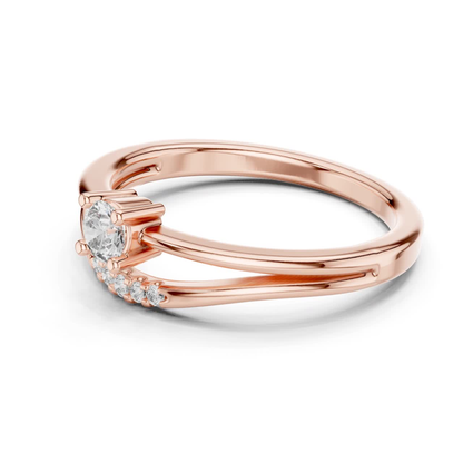Round Cut Diamond Chevron Ring | Elegant Minimal Luxury Style