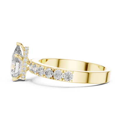 Pear Shape Diamond Ring With Side Round Accent Stones | 18K