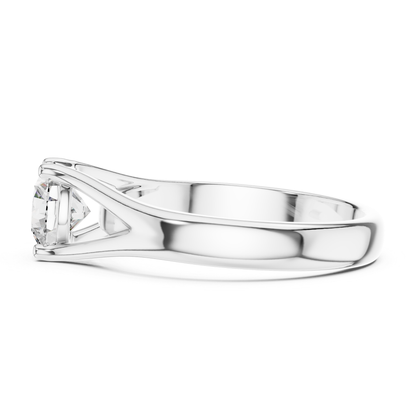 Round Diamond V Shape Band Ring | 18K Gold Fine Jewelry