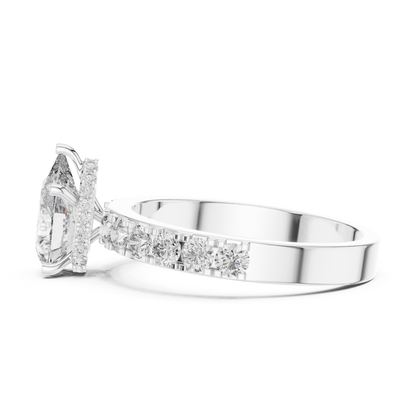 Pear Shape Diamond Ring With Side Round Accent Stones | 18K