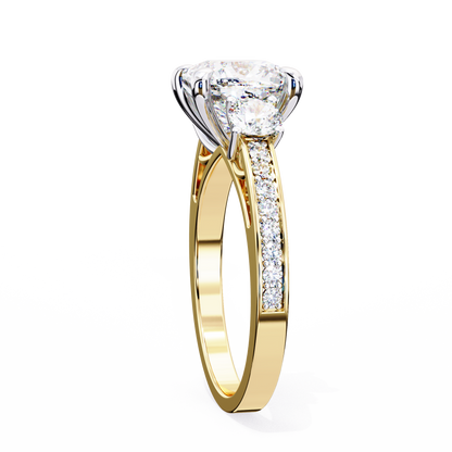 Luxe Trifecta Diamond Ring in Yellow Gold