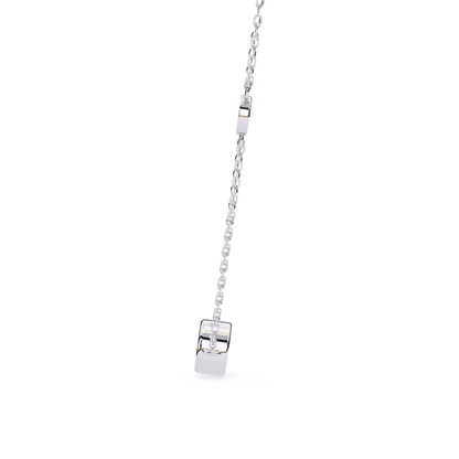 White gold necklace chain showing clasp end