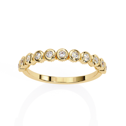 Yellow gold band with round diamond bezels
Gold ring showing round diamond line
Yellow gold ring with round diamond pattern
Gold band holding round diamond settings
Yellow gold ring with small round diamonds
Gold ring with smooth round diamond layout
Yellow gold band with circular diamond look
Gold ring featuring round diamond row
Yellow gold ring with neat diamond setting
Gold band ring with round diamond detail